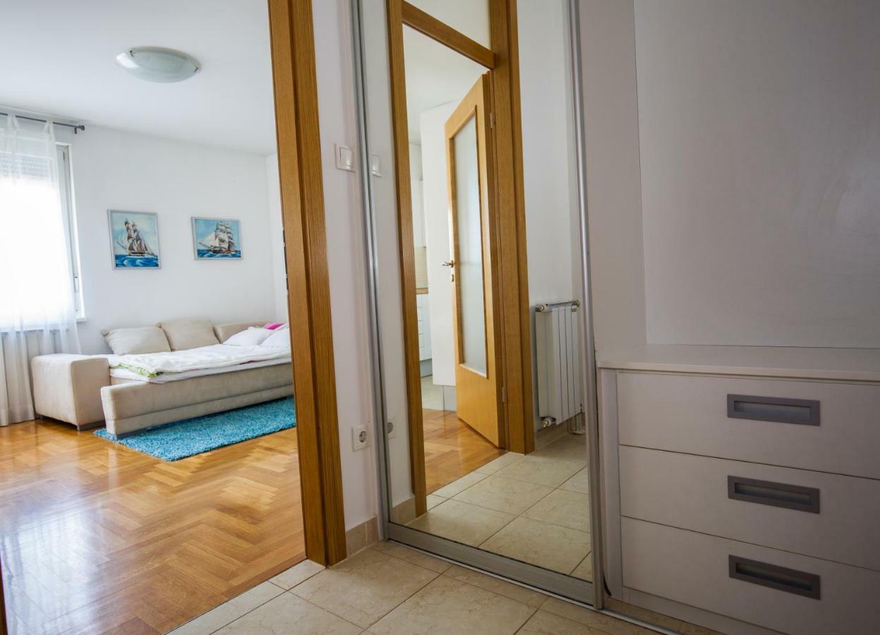 Apartment Luka Zagreb Bagian luar foto