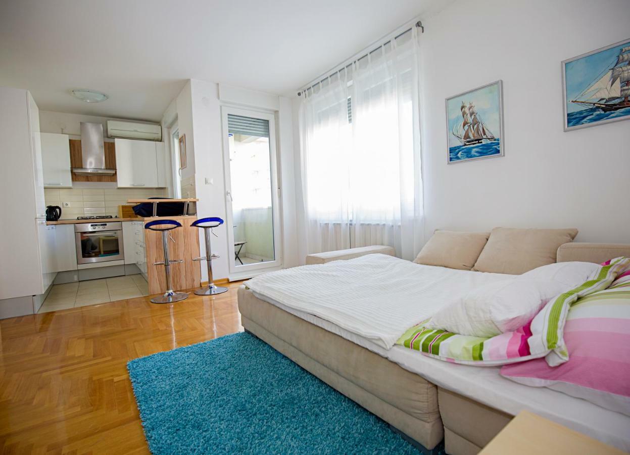 Apartment Luka Zagreb Bagian luar foto