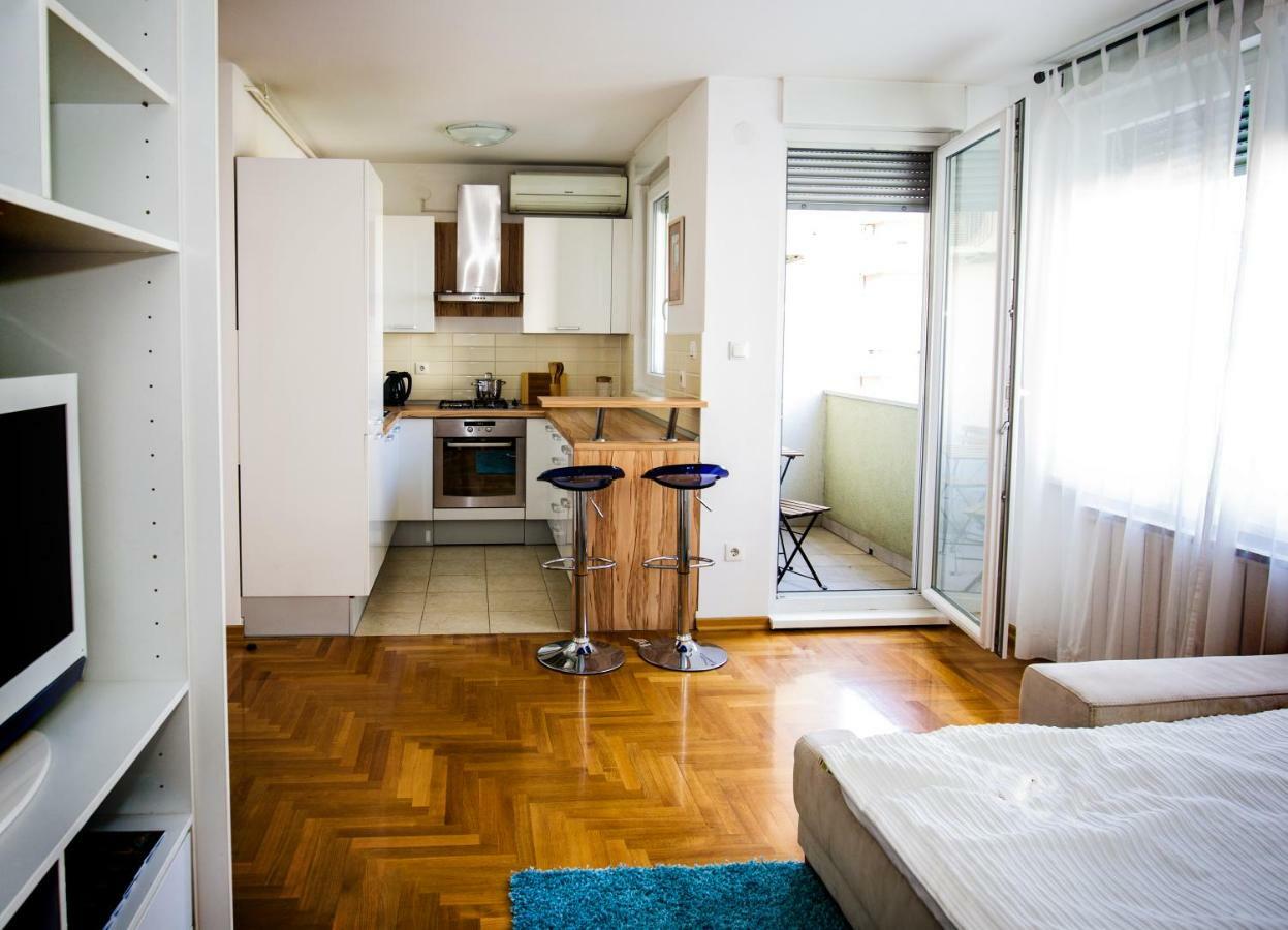 Apartment Luka Zagreb Bagian luar foto