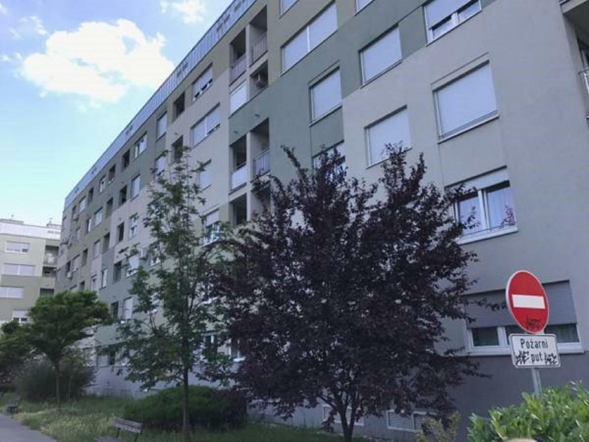 Apartment Luka Zagreb Bagian luar foto